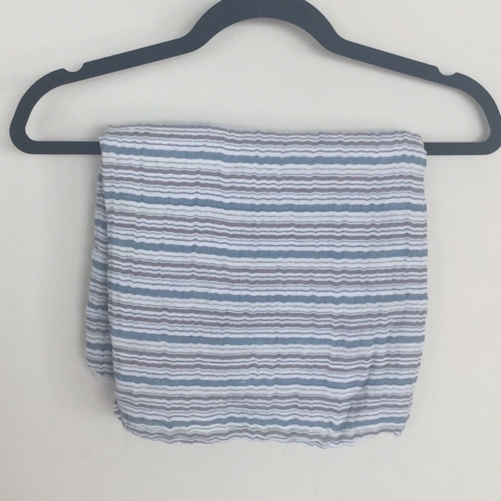 Aden + Anais swaddling cloth